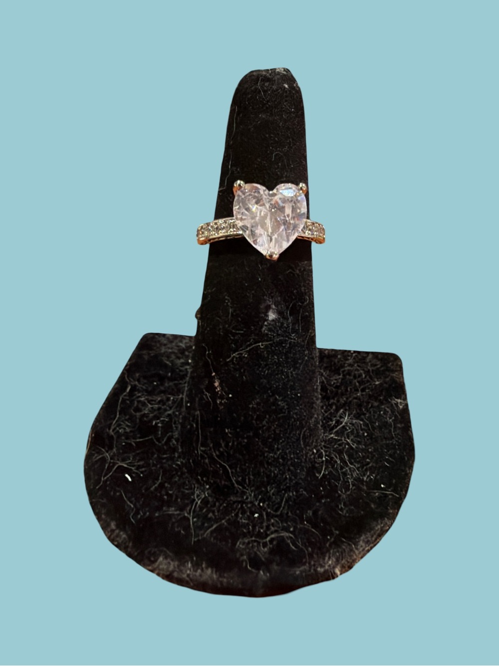 Heart-Cut Crystal Ring in Gold